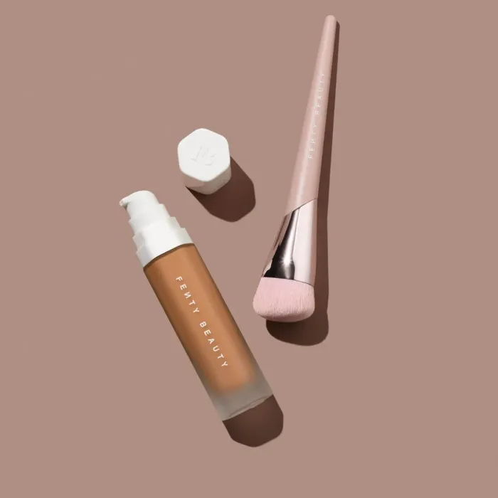 Foundation Brush 145