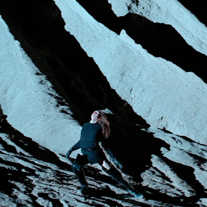 Replica Dancing On The Moon