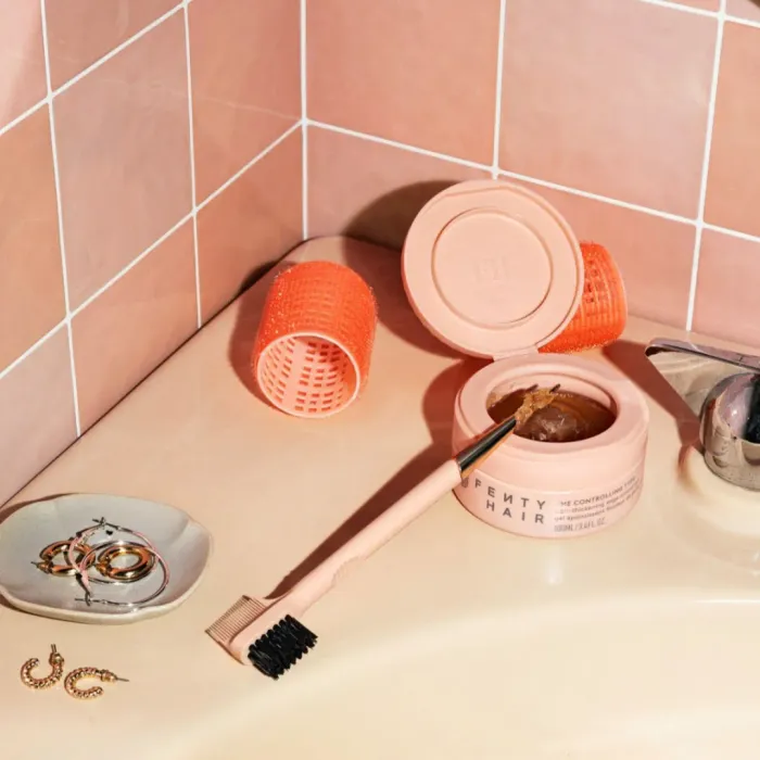 The Sidestick 3-in-1 Edge Styling Tool