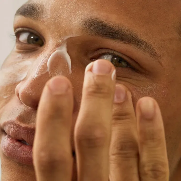 Instant Reset Brightening Overnight Recovery Gel-Cream with Niacinamide + Kalahari Melon Oil