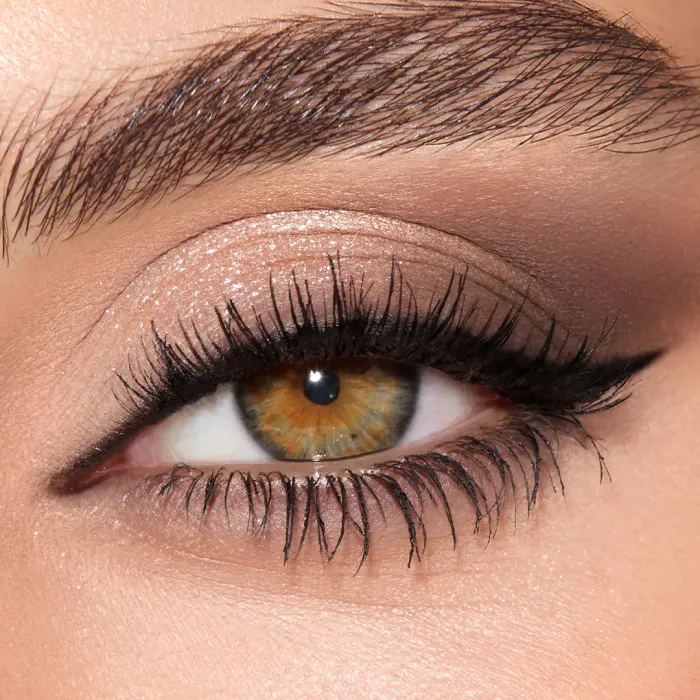Charlotte's Palette Of Beautifying Eye Trends Super Natural