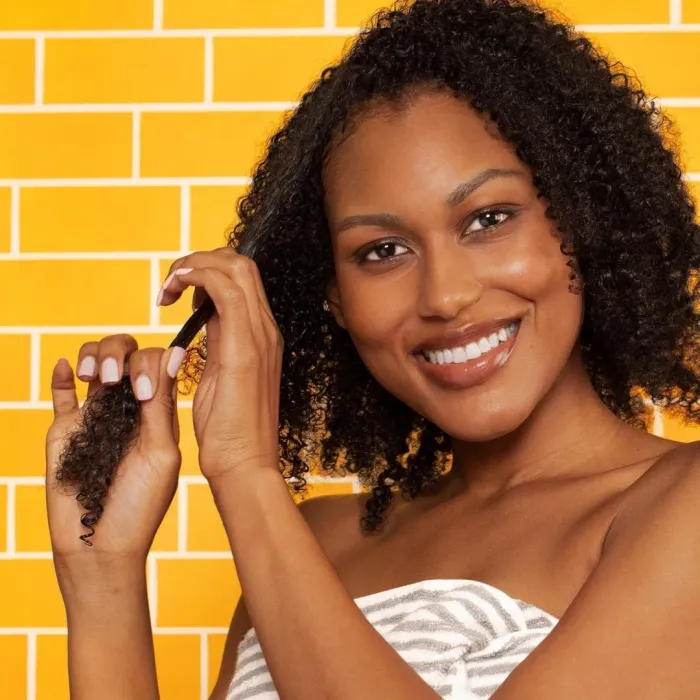 Brazilian Glossy Nourishing Hair Oil
