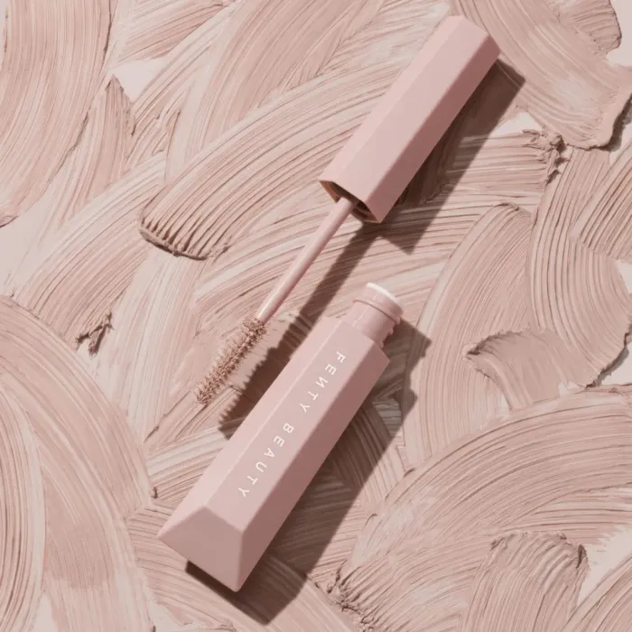 Hella Extra Mascara-Boosting Lash Primer