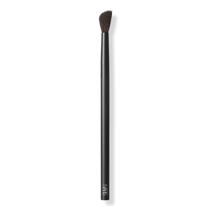 #10 Radiant Creamy Concealer Brush