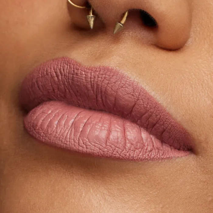 Liquid Matte Ultra-Comfort Transfer-Proof Lipstick
