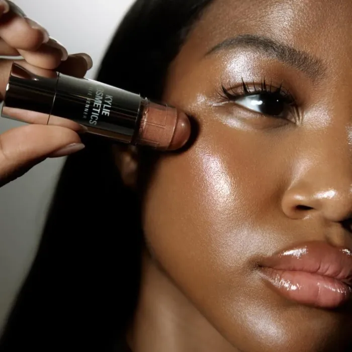 Dewy Balm Stick