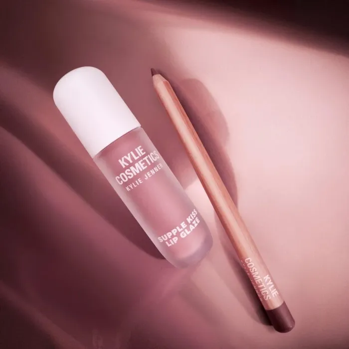 Glossy Lip Kit