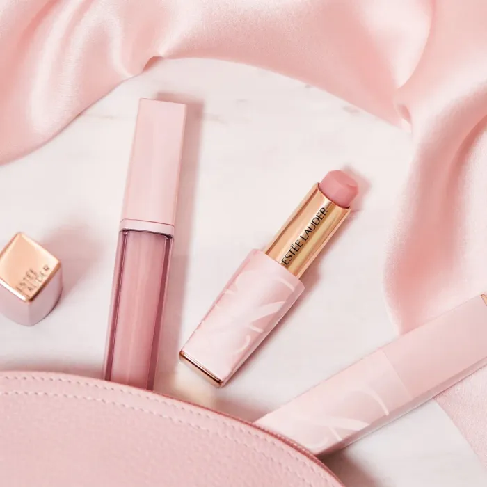 Pure Color Envy Color Replenish Lip Balm