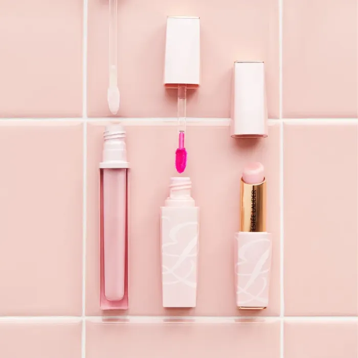 Pure Color Envy Color Replenish Lip Balm