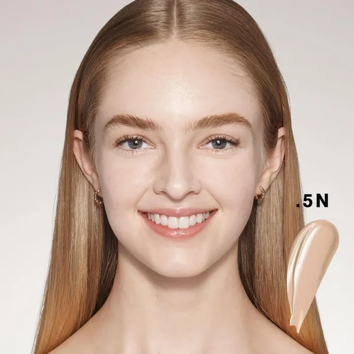 Futurist Soft Touch Brightening Skincealer Concealer