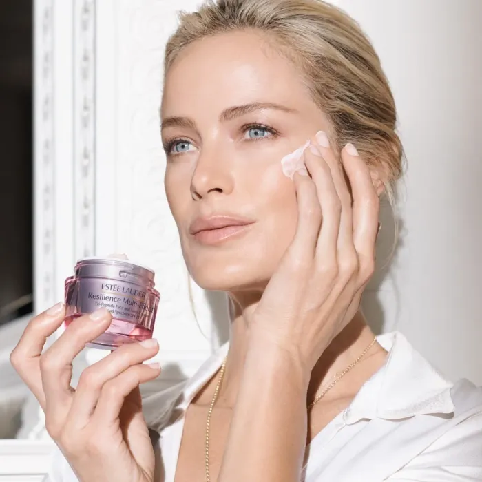 Resilience Multi-Effect Moisturizer Tri-Peptide Face and Neck Creme SPF 15