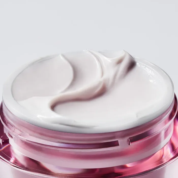Resilience Multi-Effect Night Moisturizer Tri-Peptide Face and Neck Creme