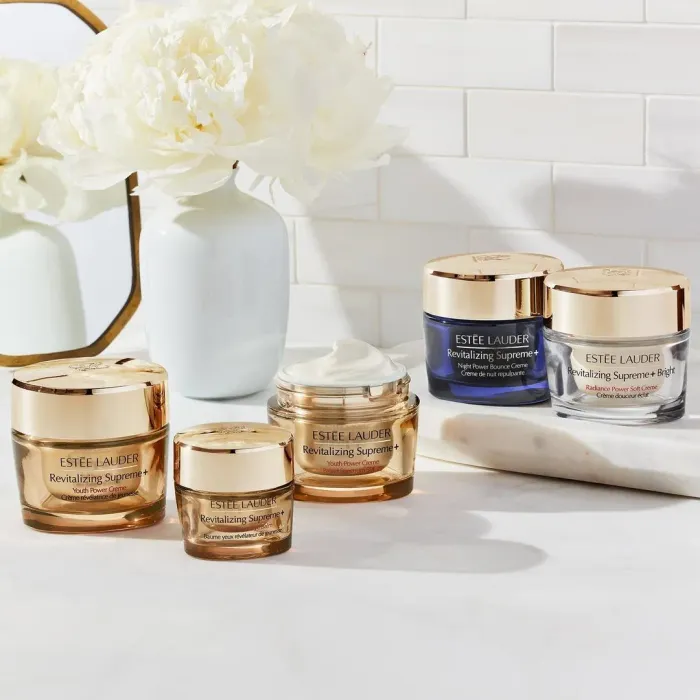 Revitalizing Supreme+ Bright Radiance Power Soft Creme Moisturizer