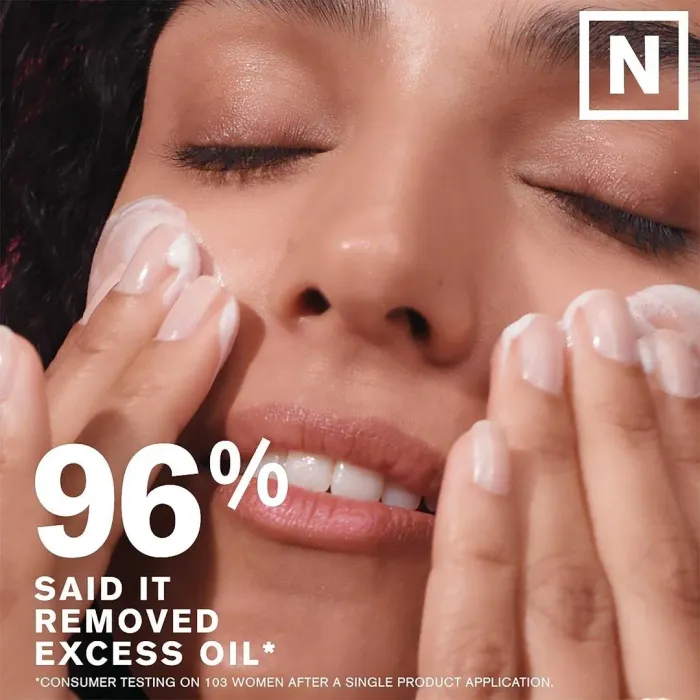Nutritious 2-in-1 Foam Cleanser/Purifying Mask
