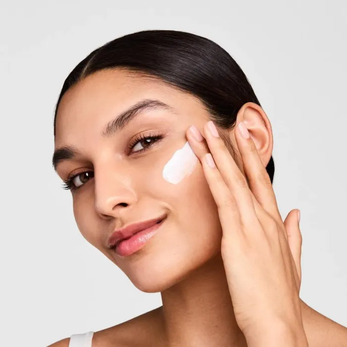 DayWear Moisturizer Anti-Oxidant 72H-Hydration Sorbet Creme SPF 15