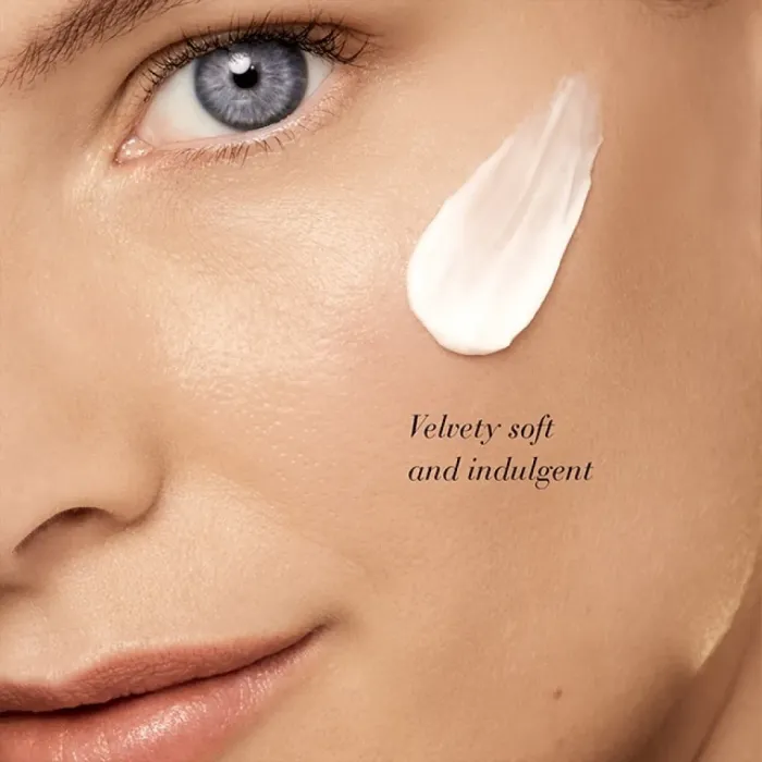 Re-Nutriv Youth-Activating Luxury Collection Skincare Set