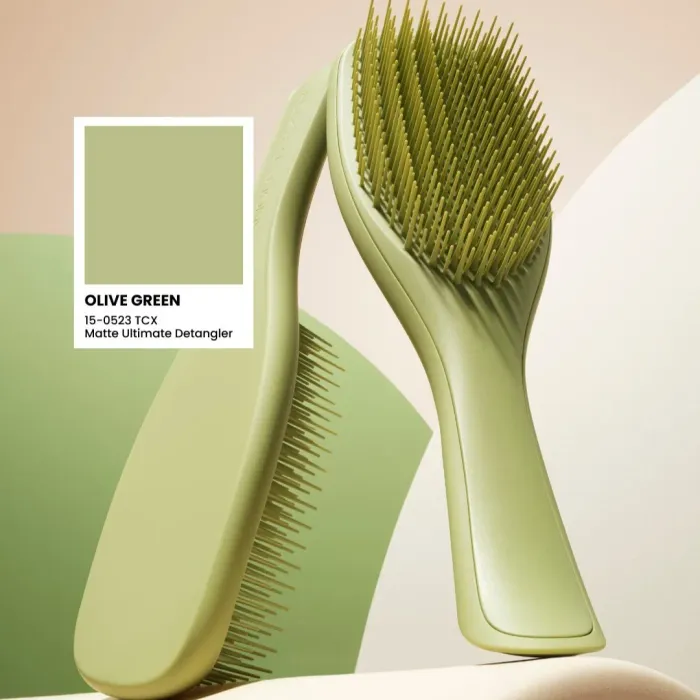 The Ultimate Detangler Matte