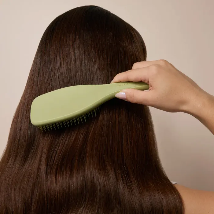 The Ultimate Detangler Matte