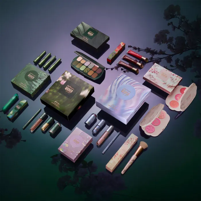 Wicked Glinda Makeup Set