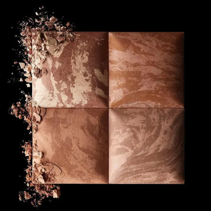 Ambient™ Lighting Bronzer
