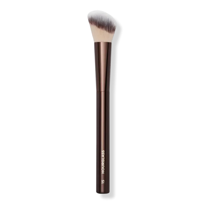 No. 15 Blush Brush