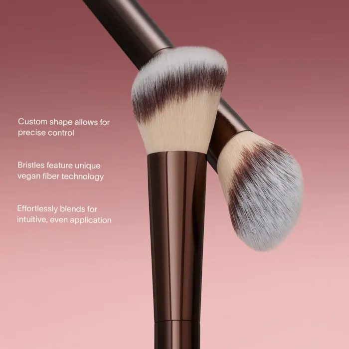 No. 15 Blush Brush