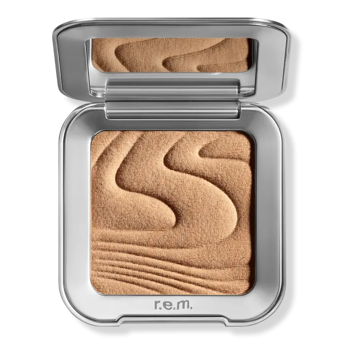 Hypernova Satin Matte Bronzer
