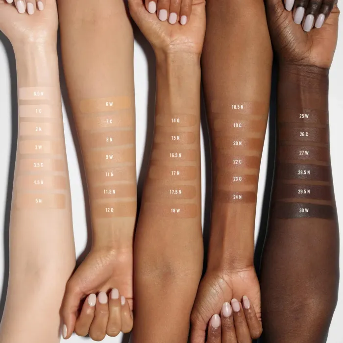SurrealSkin™ Natural Finish Foundation