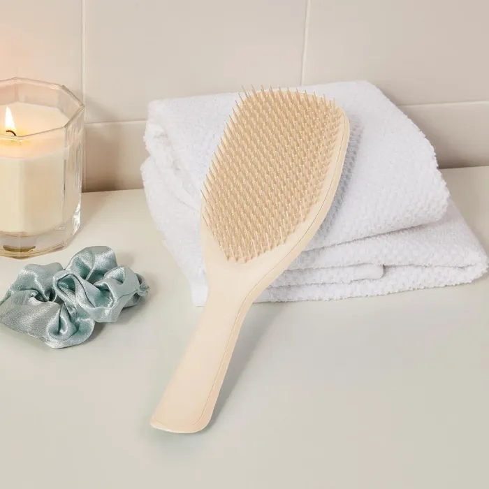 The Ultimate Detangler