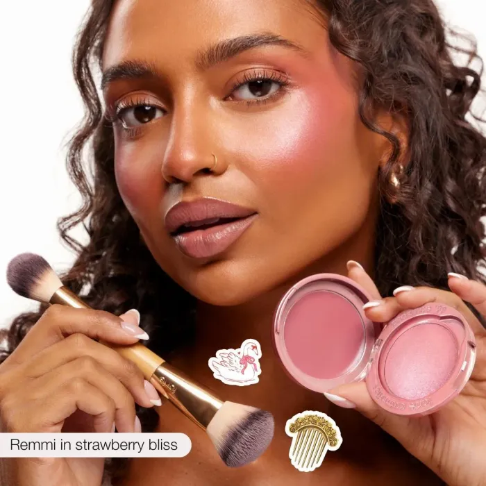 Double-Ended Cream & Powder Cheek Brush