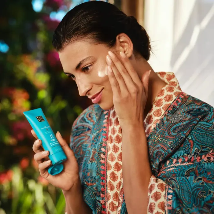 The Ritual of Karma After Sun Serum