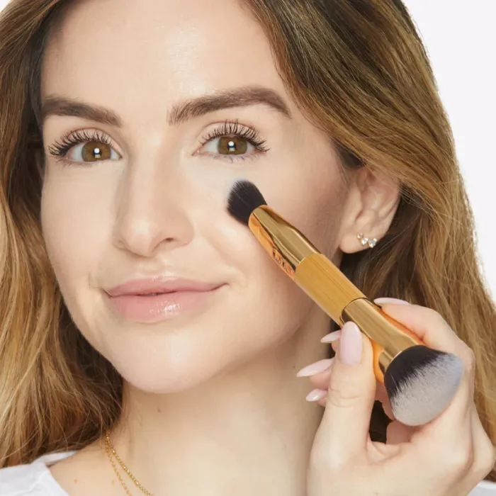 Shape Tape™ Double-Ended Complexion Brush