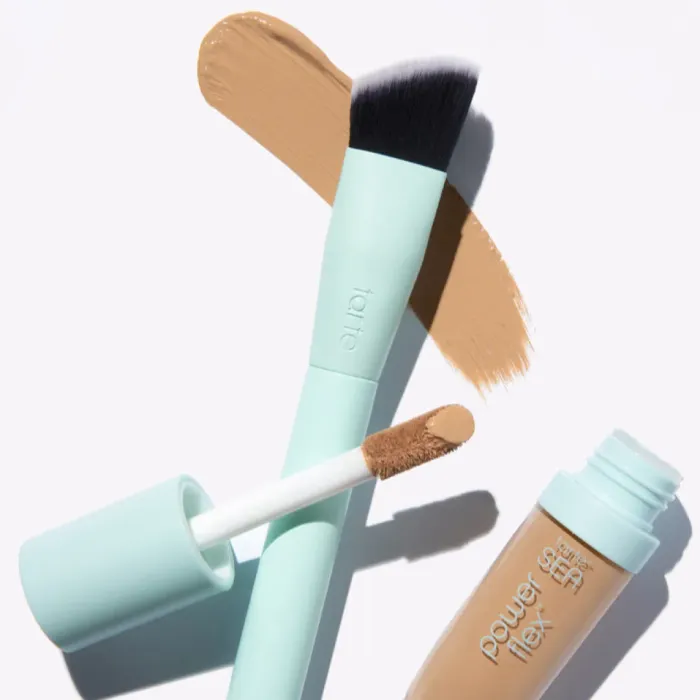 Angled Concealer Brush