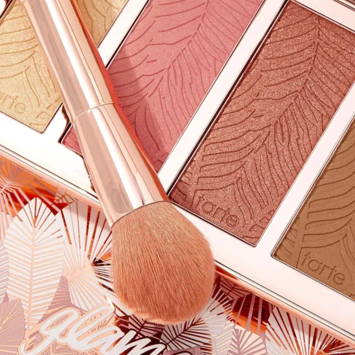 Glamazon™ Cheek Brush