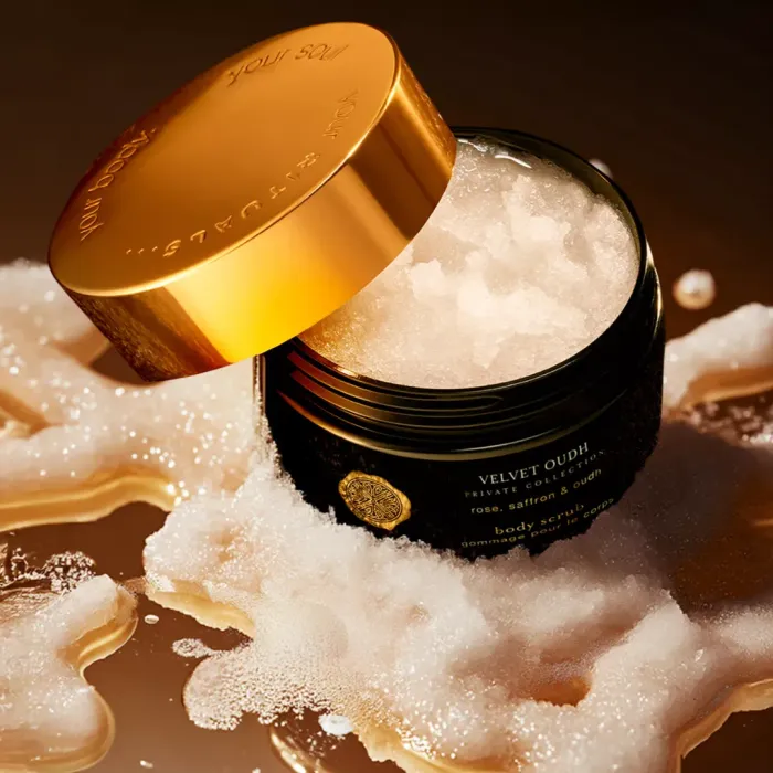 Private Collection Velvet Oudh Body Scrub
