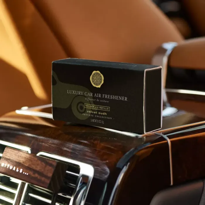Private Collection Velvet Oudh Car Air Freshener