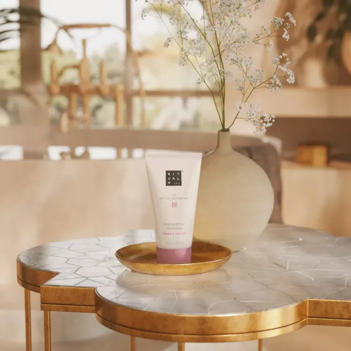 The Ritual of Sakura Shampoo