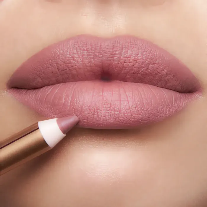 Juicy, Plumper-Looking Lips Kit
