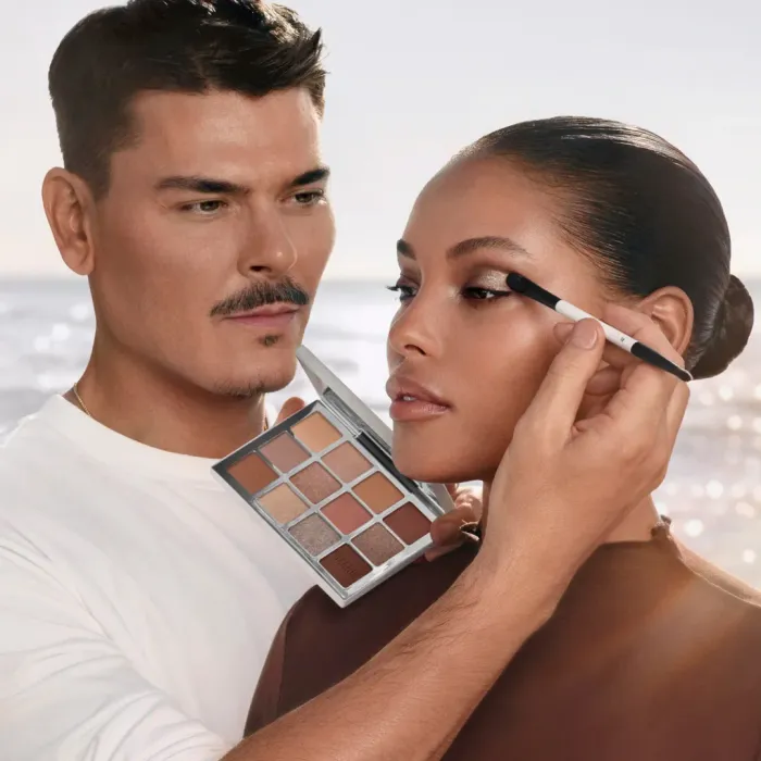 Ethereal Eyes™ Eyeshadow Palette: The Original