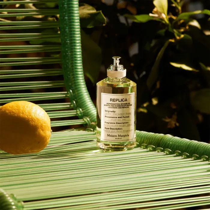 Replica Under The Lemon Tree