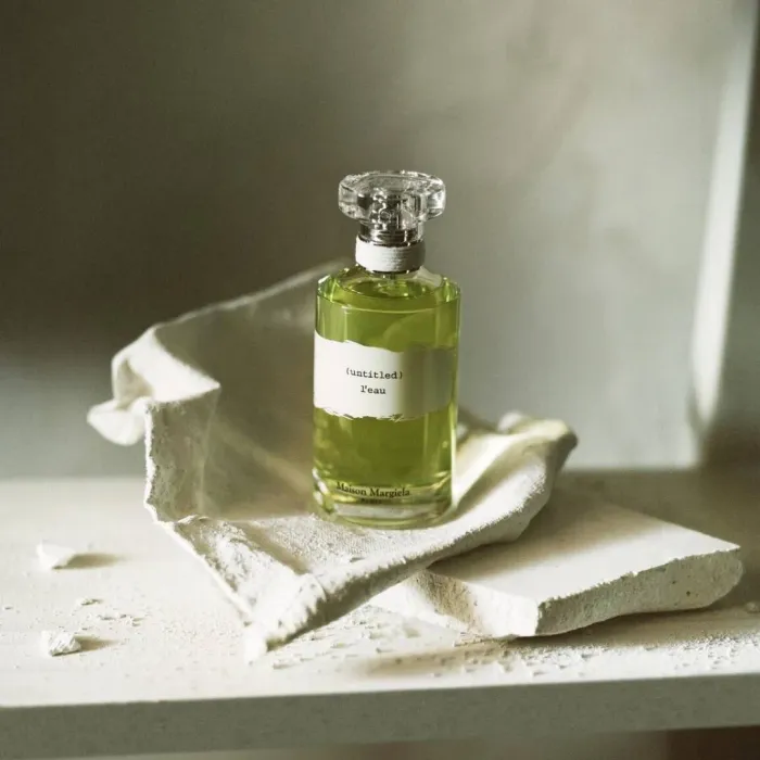 Untitled L'Eau