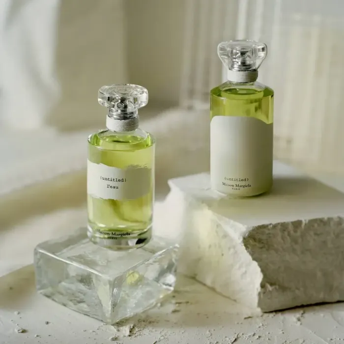 Untitled L'Eau