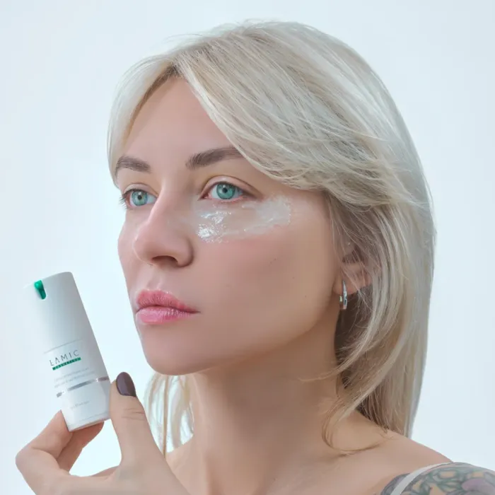 Crema Universale Con Peptidi Per Il Contorno Occhi
